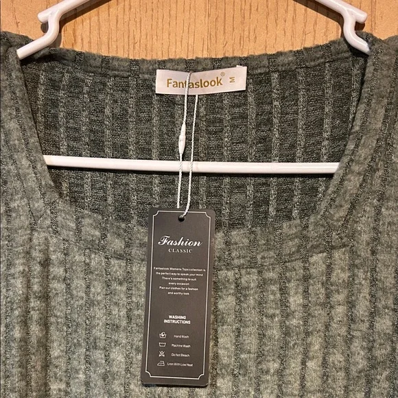 Green Ribbed Knit Long Sleeve Women's Dress - Picture 2 of 4